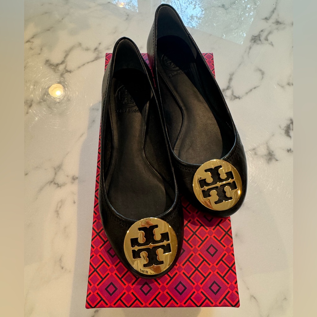 Tory Burch Reva Ballet-Mestico Flats, Black Leather/Gold Toe Plaque, Size 6.5
